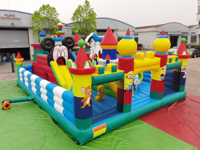 jumping castle inflatable slide
