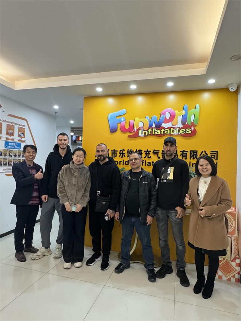 high quality inflatable bouncy castle