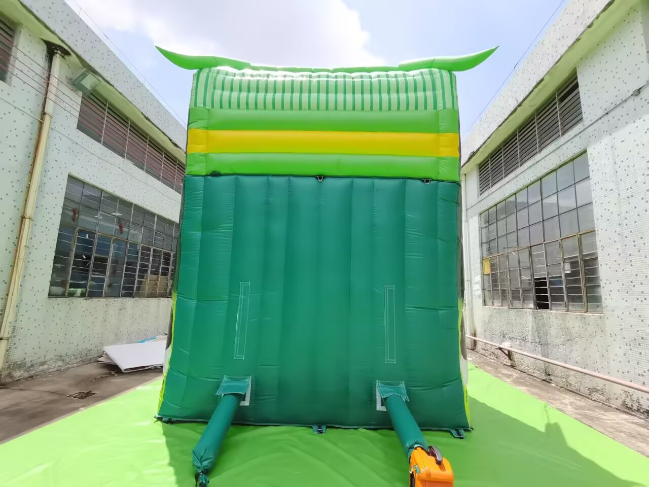 Inflatable panda slide for kids